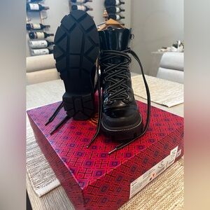 Tory Burch Lug Sole Hiker Ankle Boot in Perfect Black - Size US W 7.5